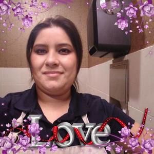 Meet your Posher, Daniela